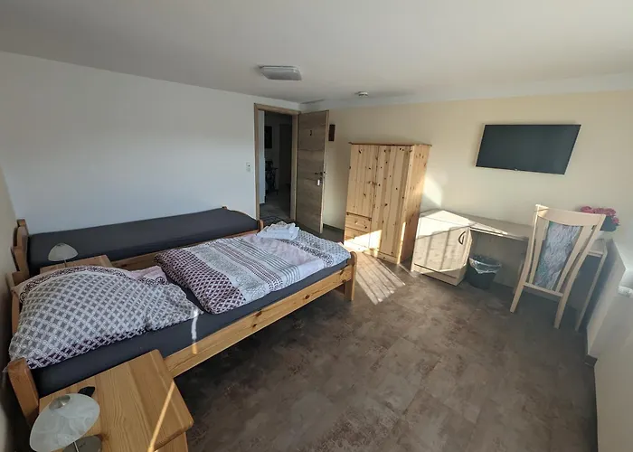 بيت ضيافة Neue Linde آلسفلد