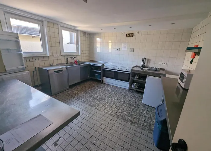 Neue Linde * آلسفلد